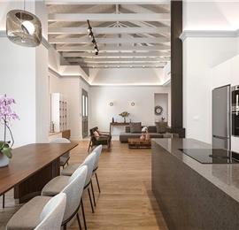 5 bedroom villa with indoor and outdoor pool in Chania town, sleeps 10